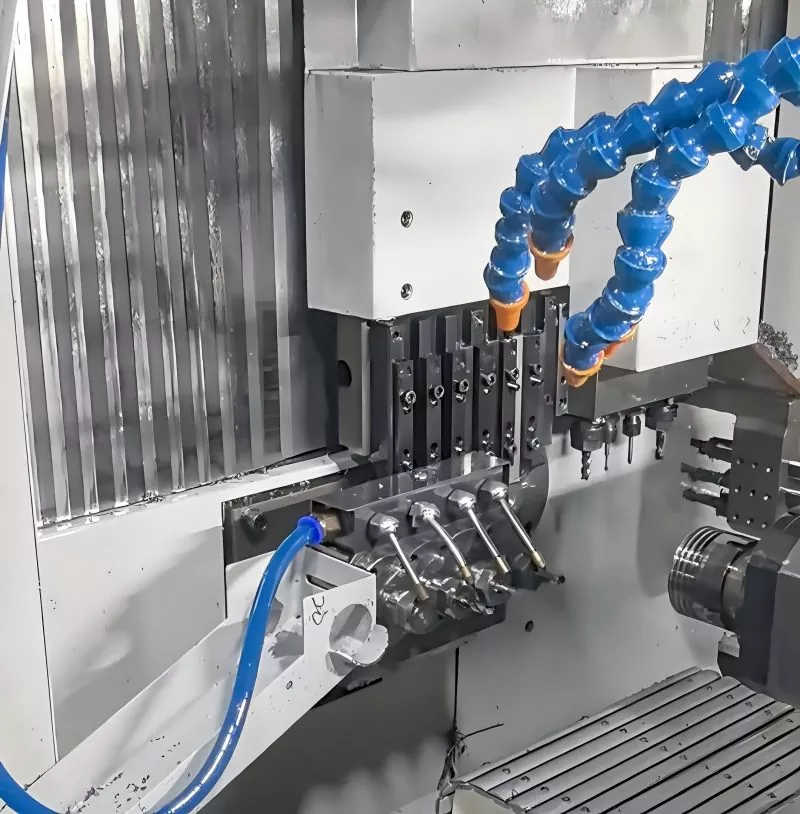 Tuoyuan Metalın Güclü Dəstəyi ilə Zhangxue Motosikletləri Trasda Yarış